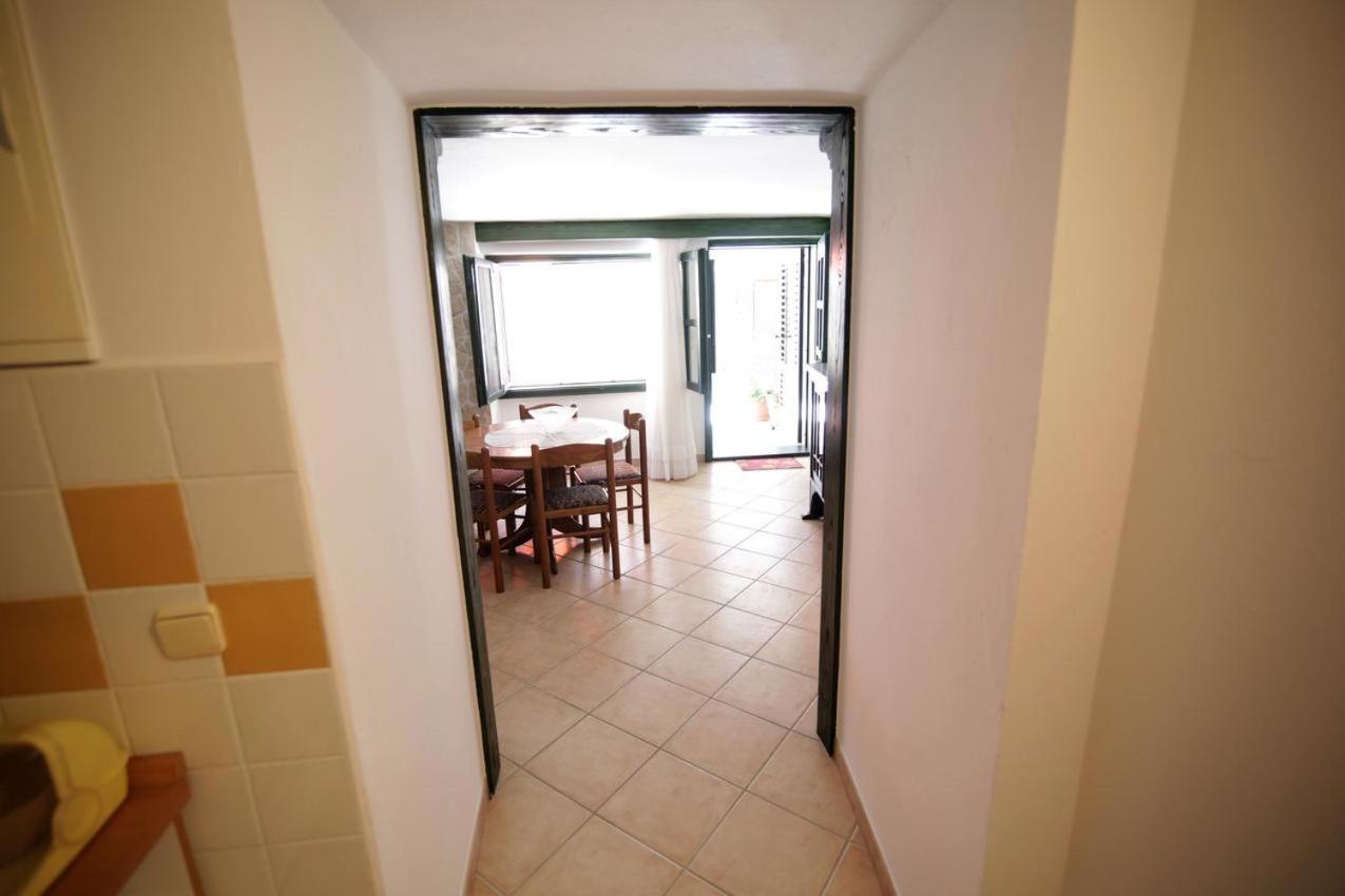 Holiday House Ljubica Tisno Extérieur photo